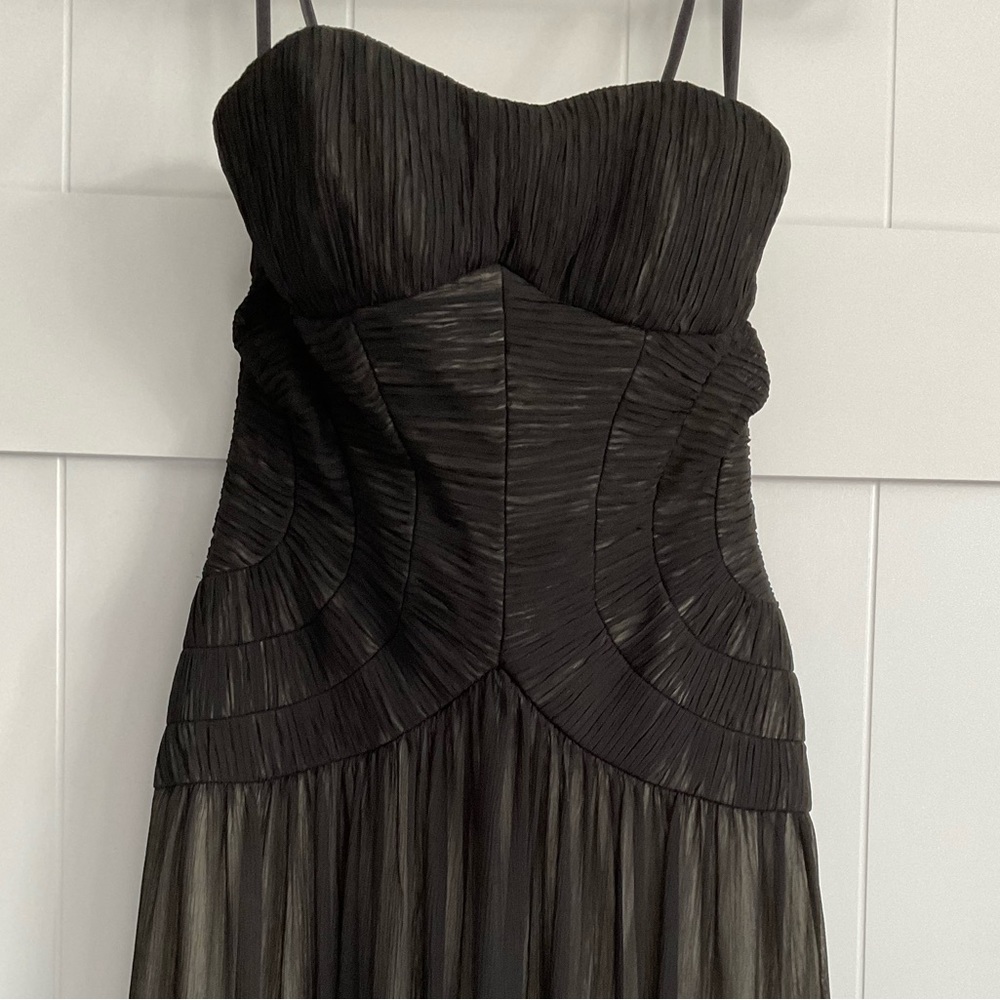 BCBG - Picture 3 of 8